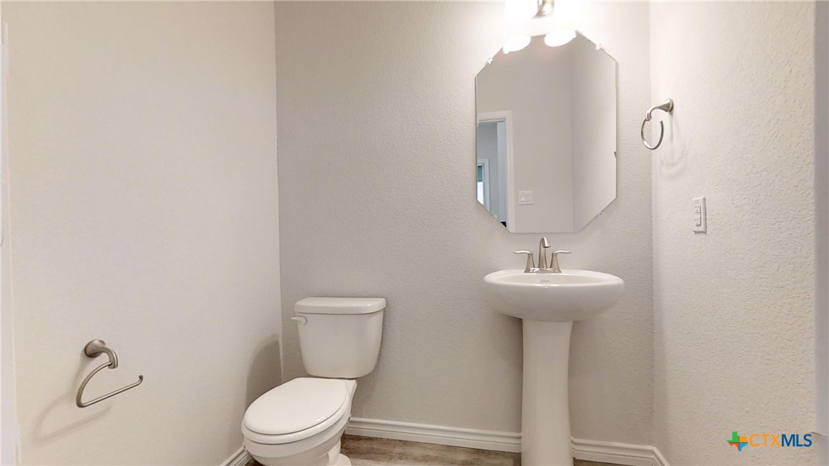 15024 Planeview Drive Property Photo 30