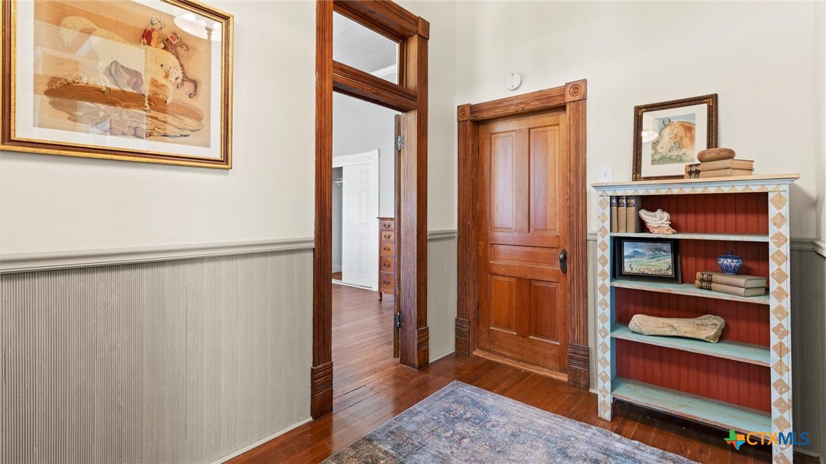 7772 E Us Highway 90 Property Photo 5