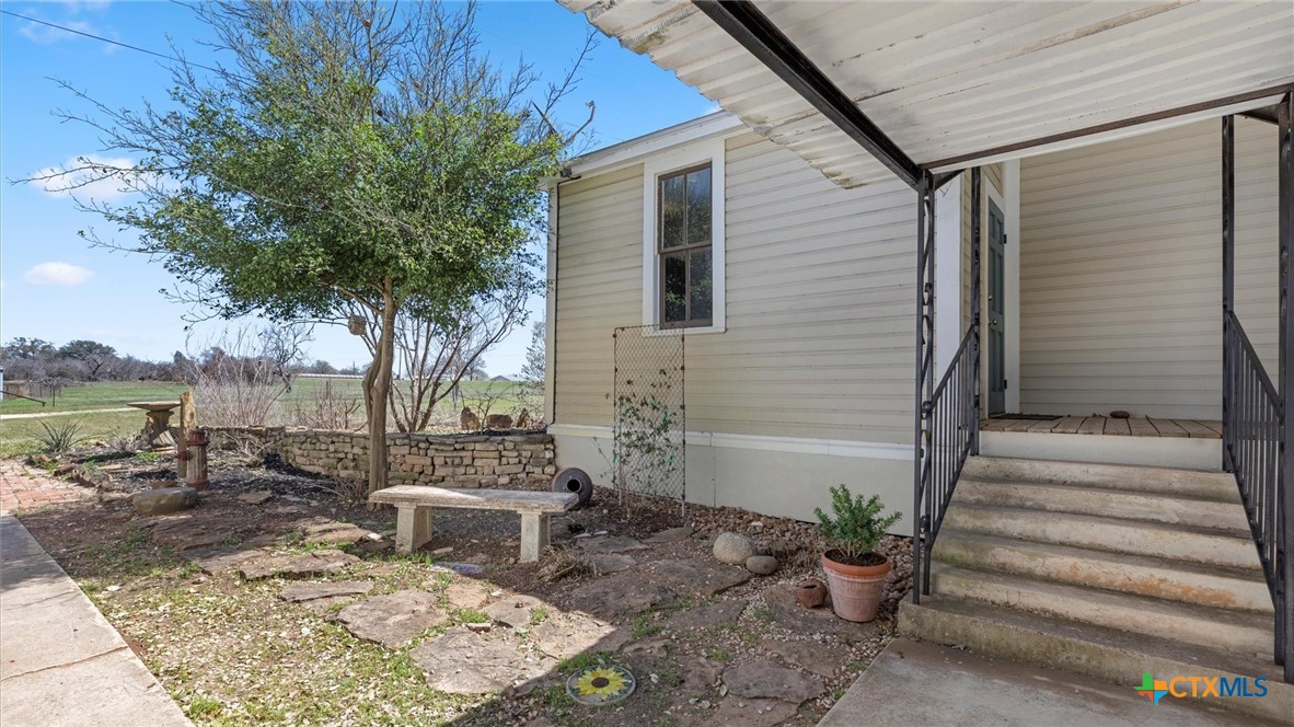 7772 E Us Highway 90 Property Photo 26