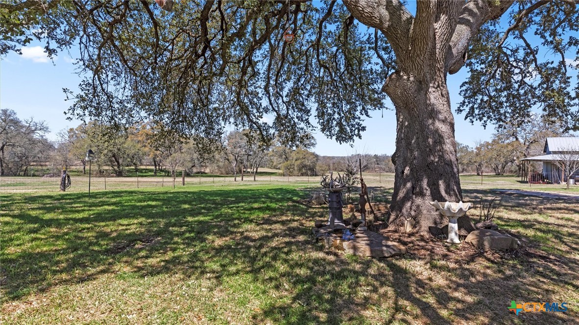 7772 E Us Highway 90 Property Photo 28