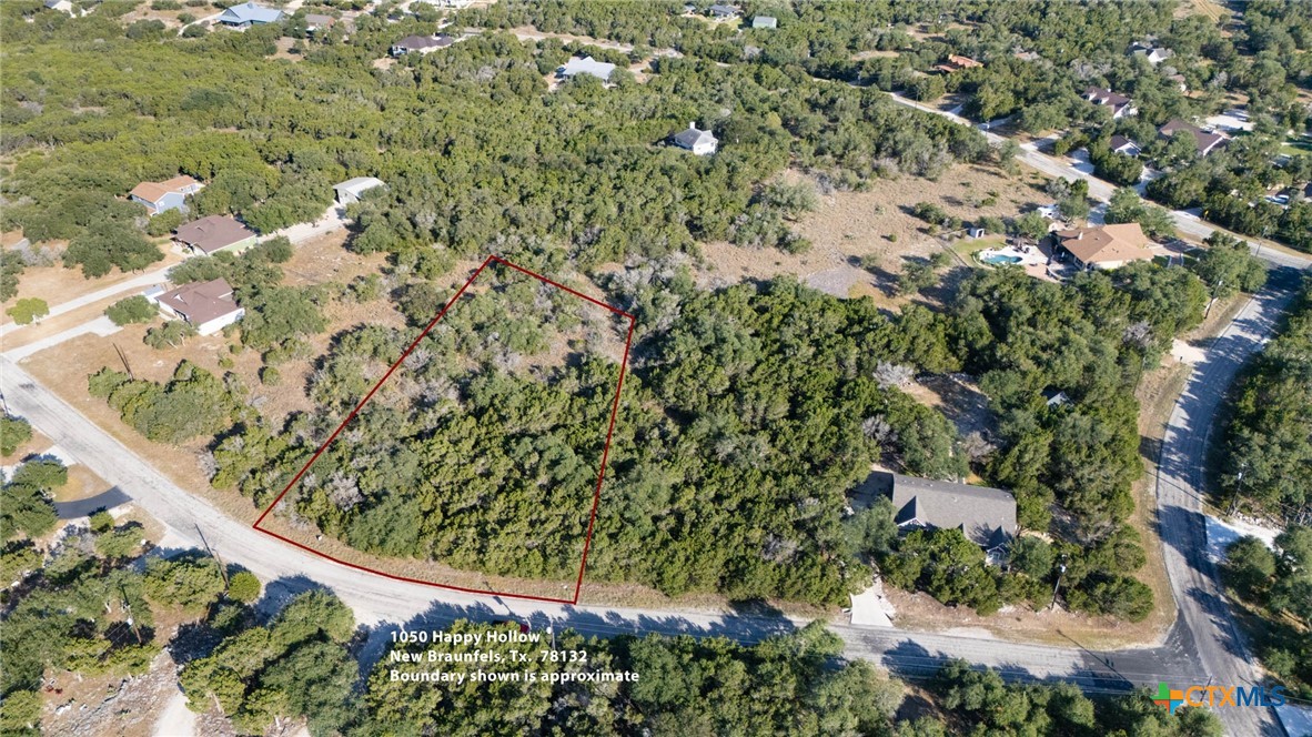 1050 Happy Hollow Drive Property Photo 3