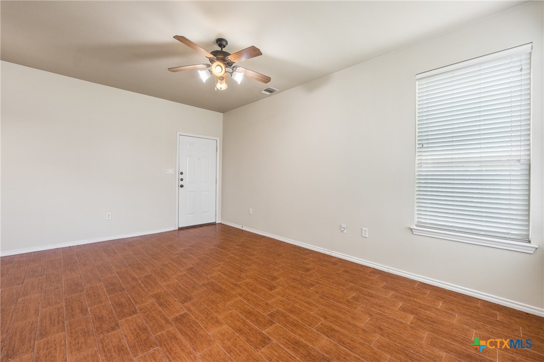 561 Creekside Forest Property Photo 3