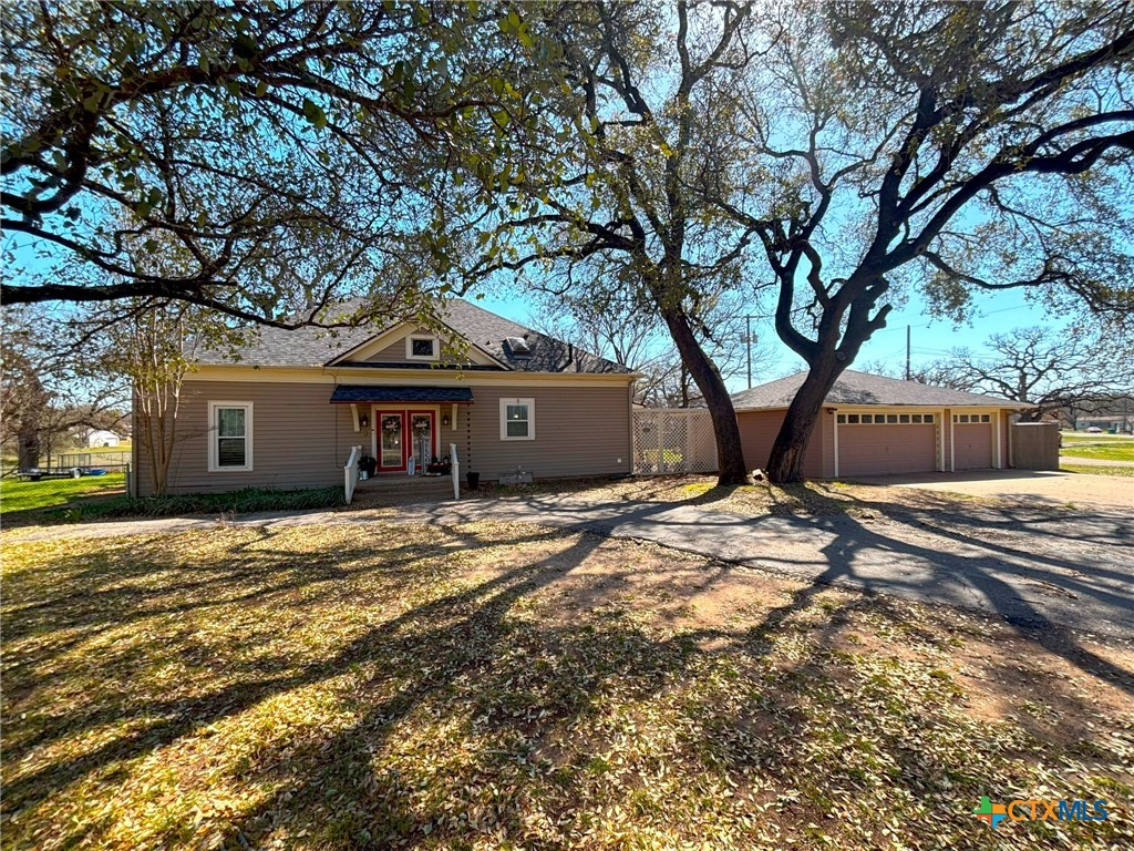 603 Golf Course Road Property Photo