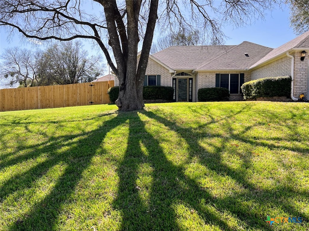 2101 Rawhide Trail Property Photo 6