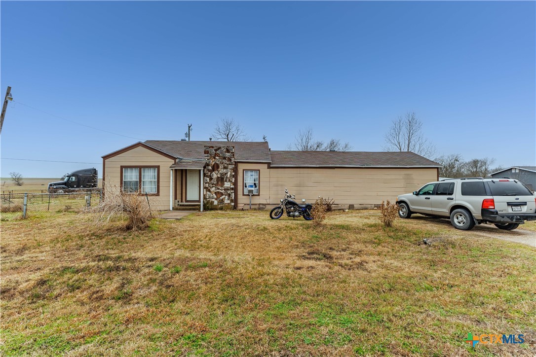 5472 Knob Creek Spur Property Photo 2