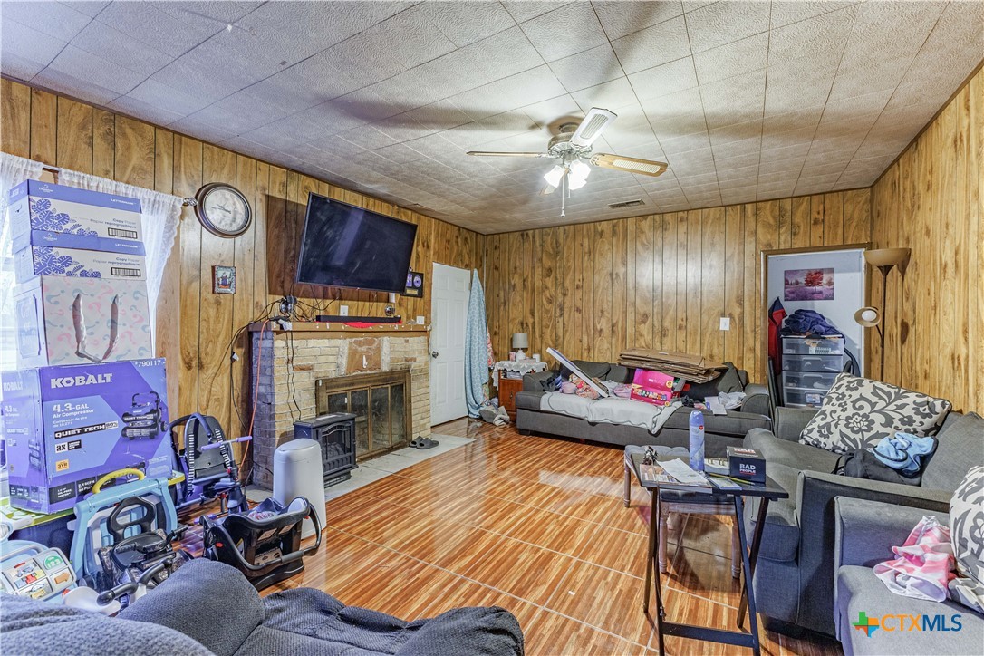 5472 Knob Creek Spur Property Photo 11