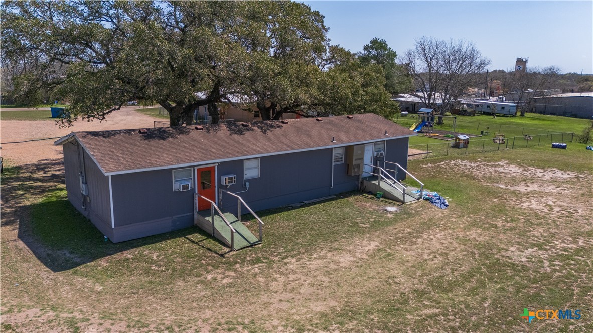 229 N Fort Street Property Photo 6