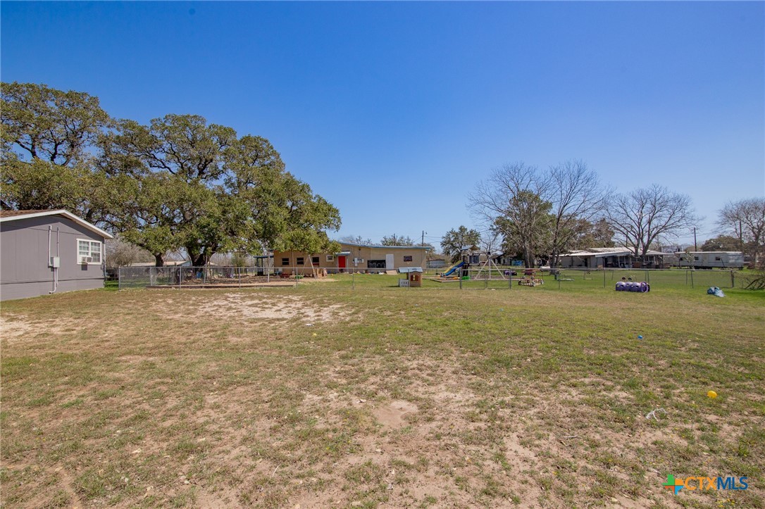 229 N Fort Street Property Photo 35