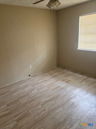 104 E Washington Avenue A Property Photo 7
