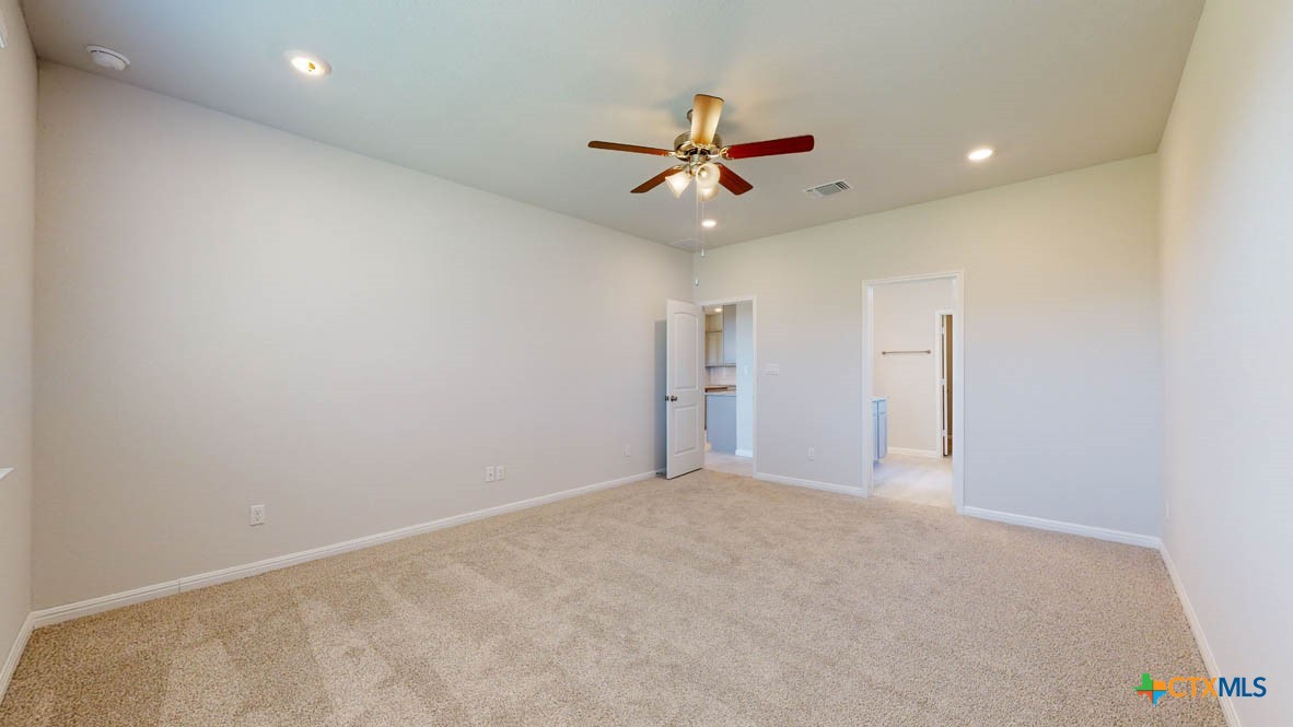 15025 Planeview Drive Property Photo 11