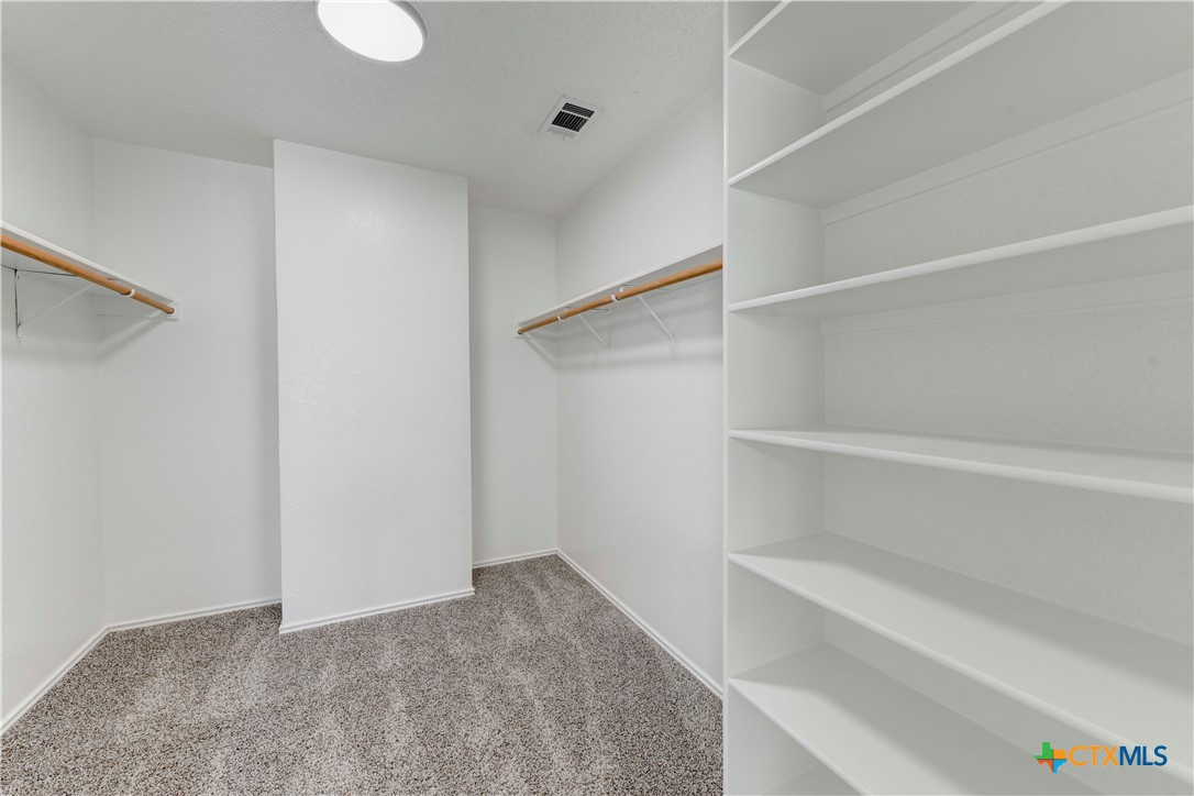 801 Bond Street Property Photo 27