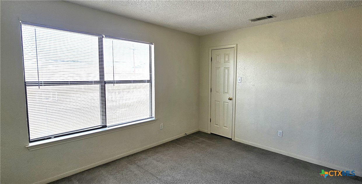 1307 Monroe Loop D Property Photo 12
