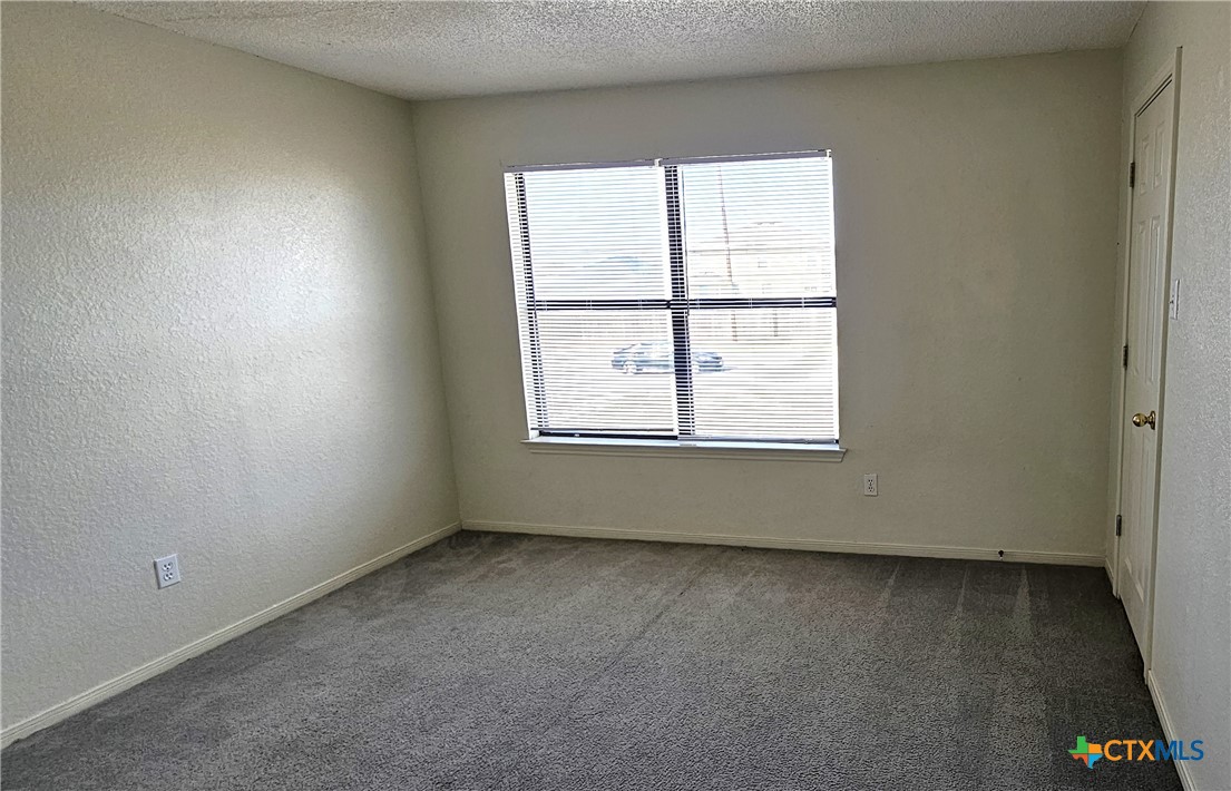 1307 Monroe Loop D Property Photo 13