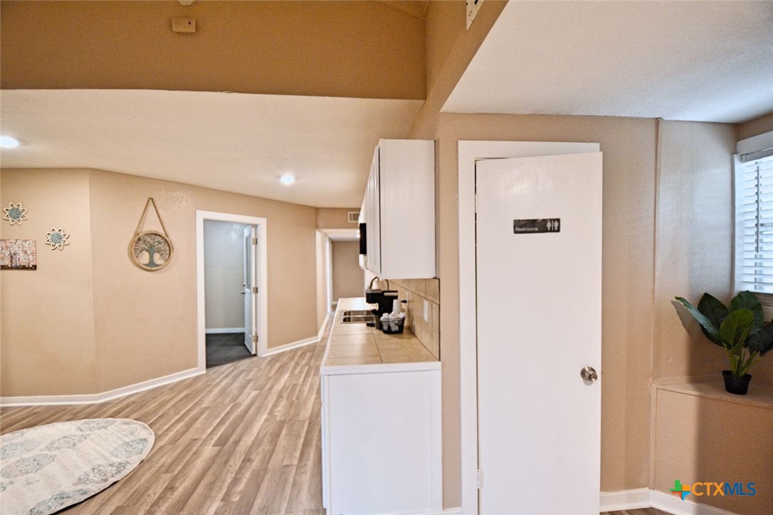 1111 N Walnut Avenue 301 Property Photo 13