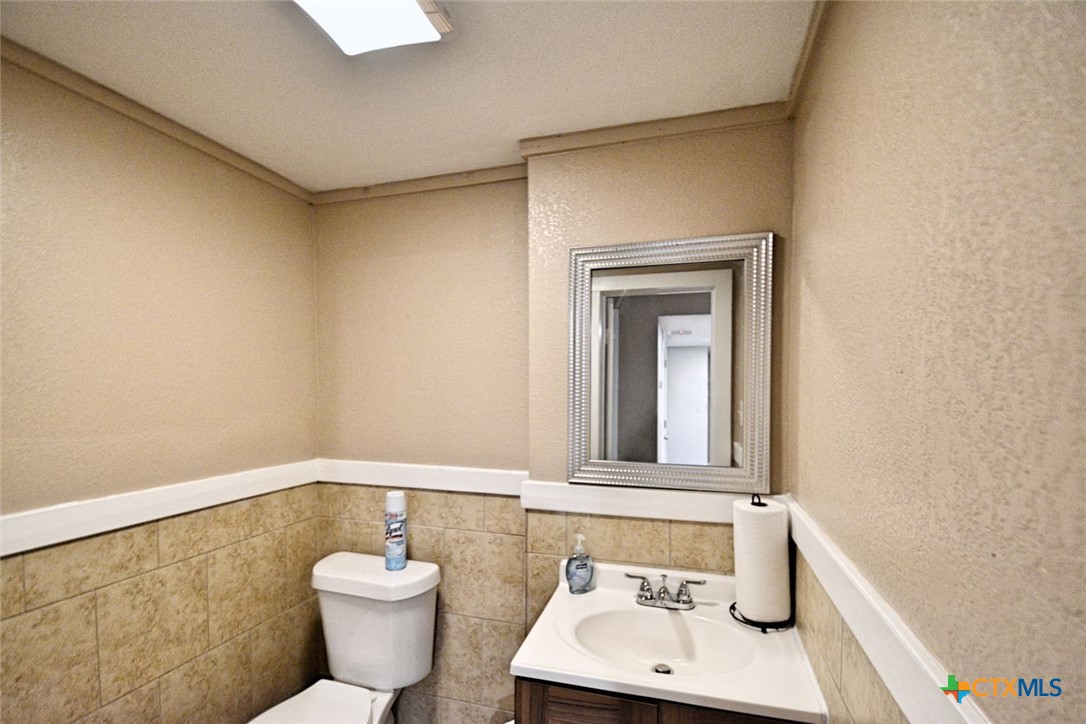 1111 N Walnut Avenue 301 Property Photo 14