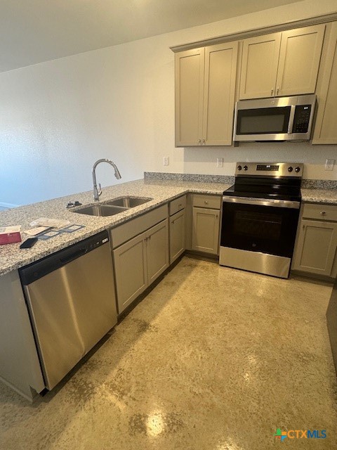 914 Cherry Laurel A Property Photo 6