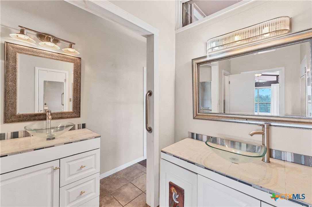 667 Fredericksburg Road Property Photo 31
