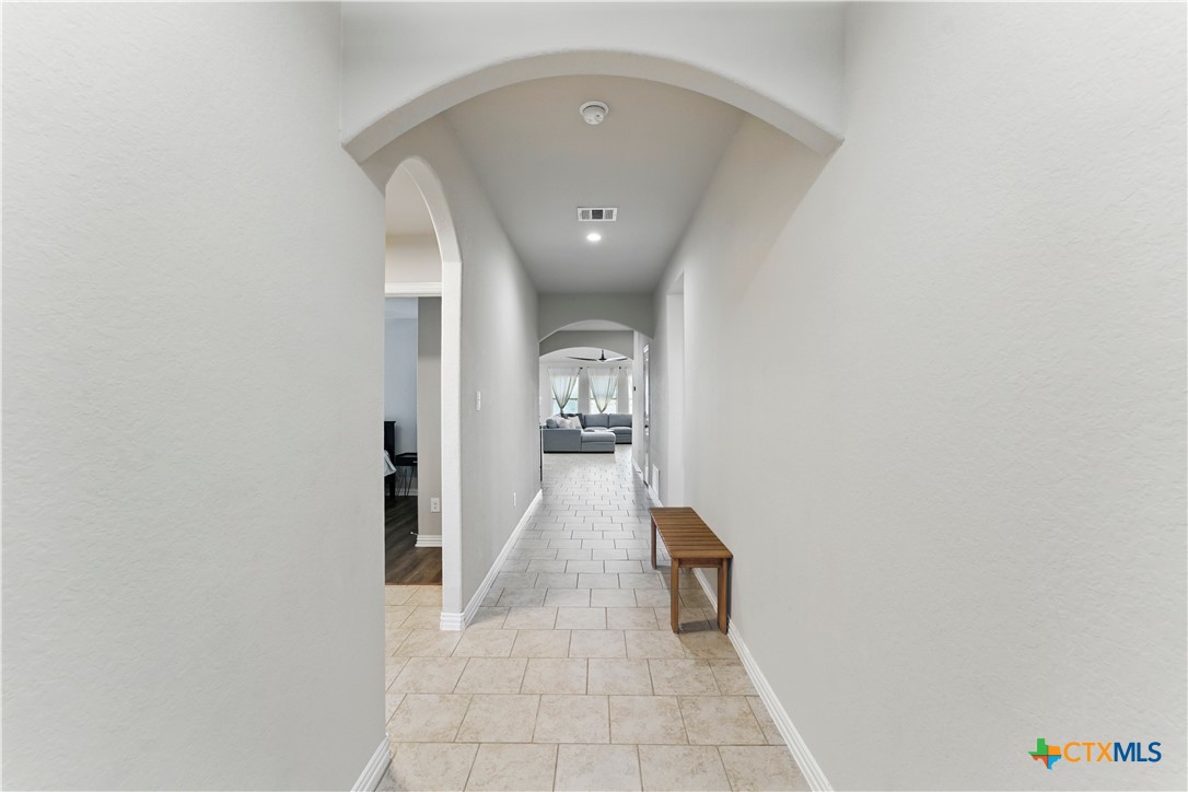 5649 Meadow View Property Photo 2