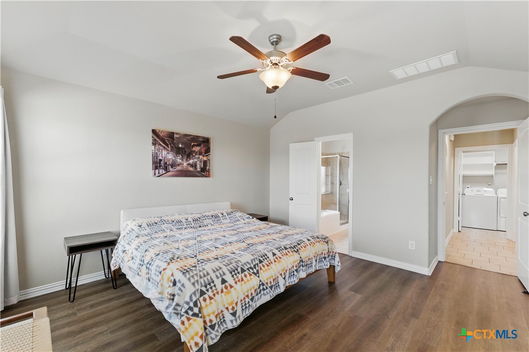 5649 Meadow View Property Photo 8