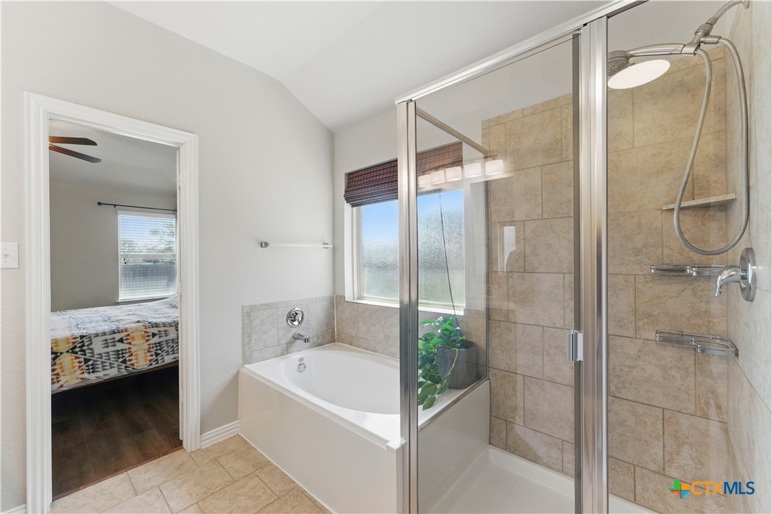 5649 Meadow View Property Photo 10