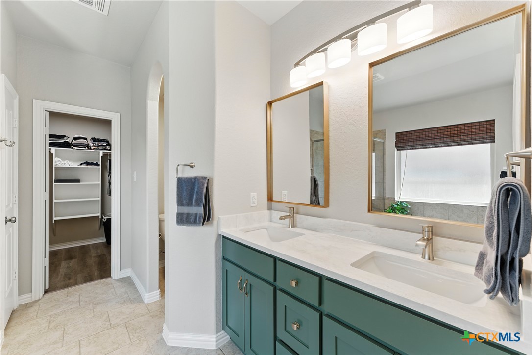 5649 Meadow View Property Photo 12