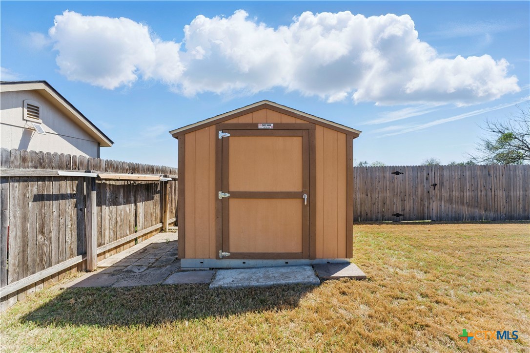5649 Meadow View Property Photo 24