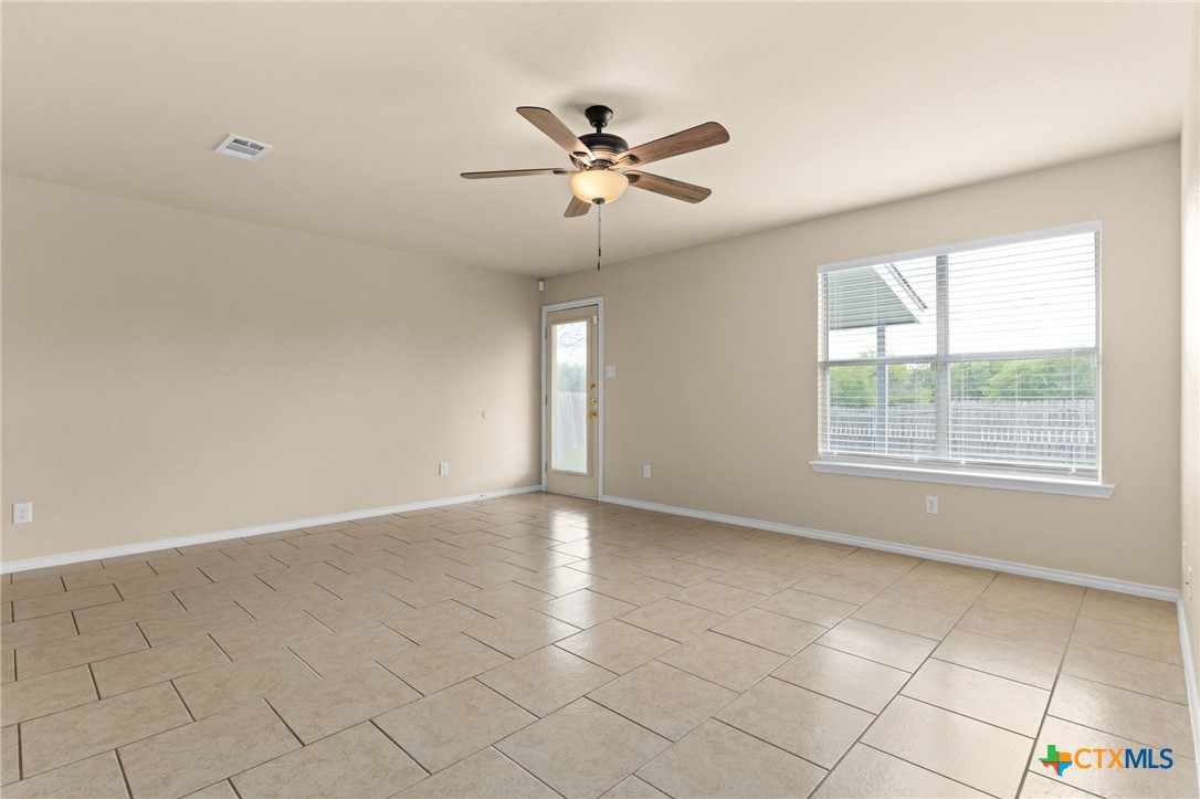 3606 Viewcrest Drive Property Photo 11