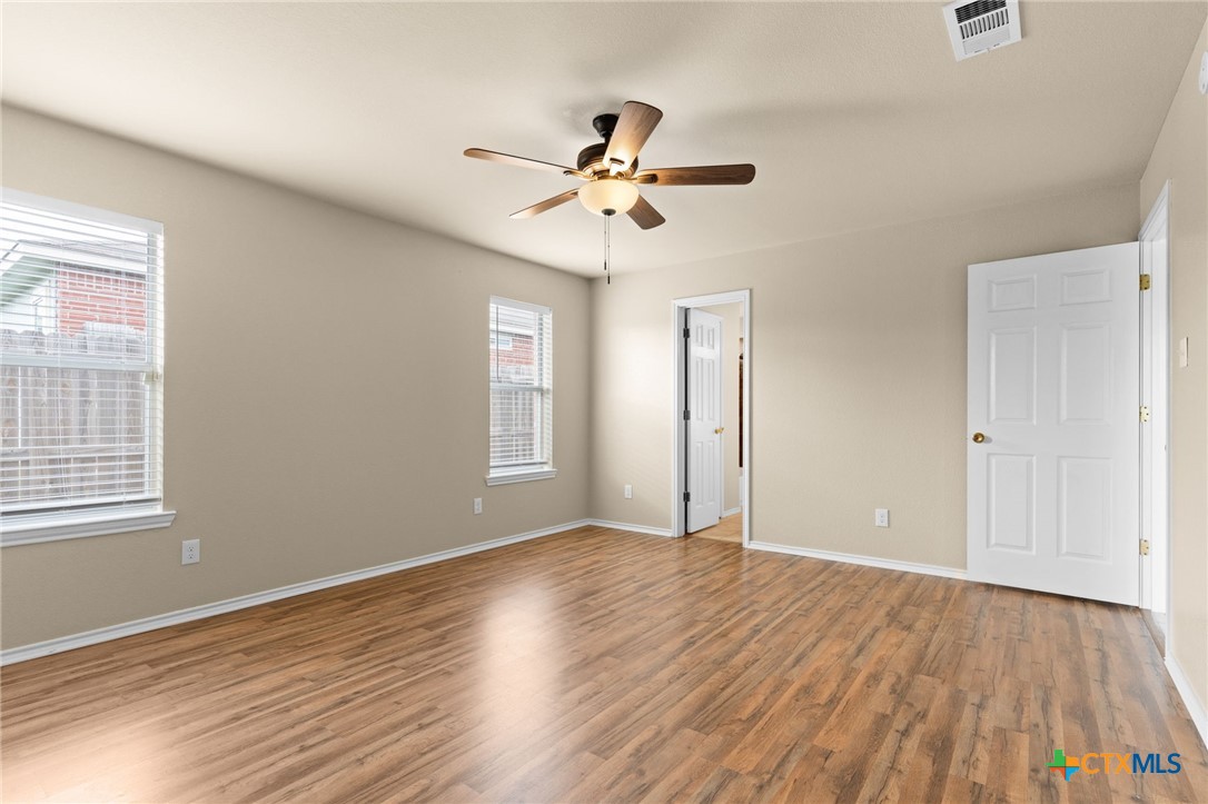 3606 Viewcrest Drive Property Photo 13