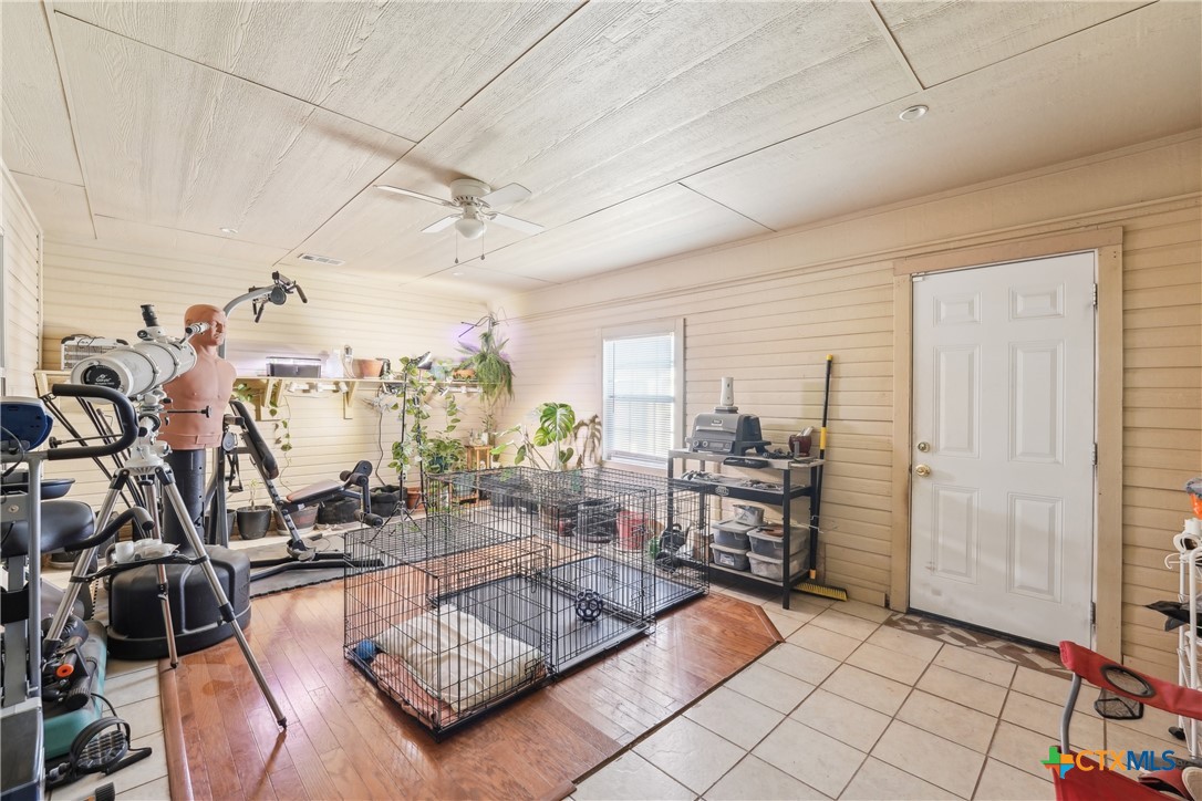 2801 Hector Drive Property Photo 4