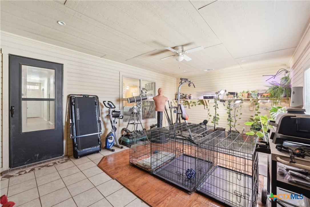 2801 Hector Drive Property Photo 5