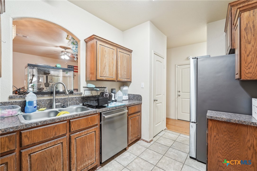 2801 Hector Drive Property Photo 11