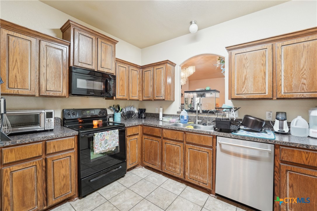 2801 Hector Drive Property Photo 12