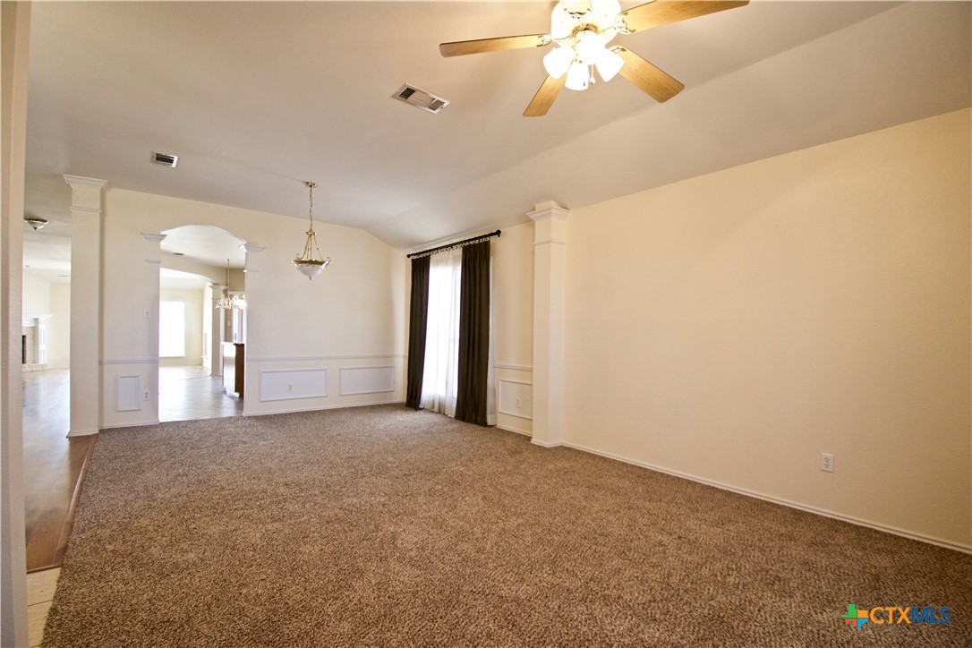 128 Shawnee Trail Property Photo 3