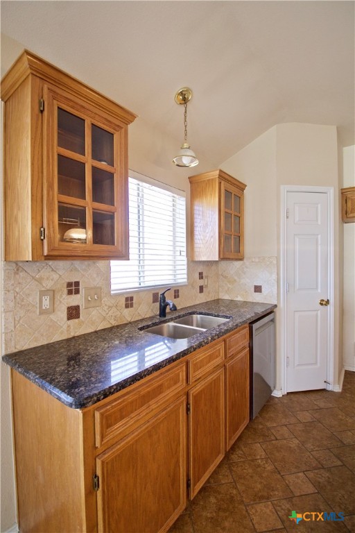 128 Shawnee Trail Property Photo 7
