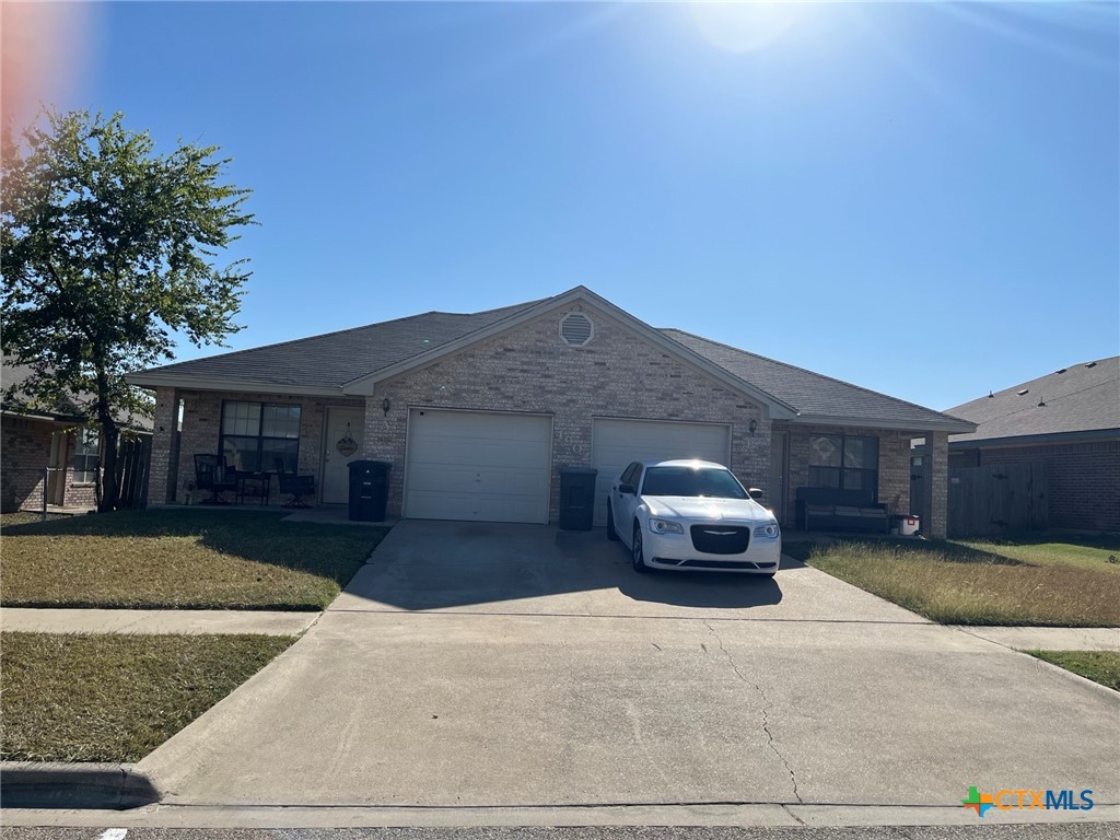 4902 John David Drive Property Photo 1