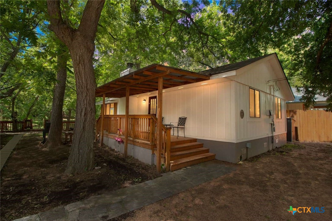 107-109 Scudder Lane Property Photo 7