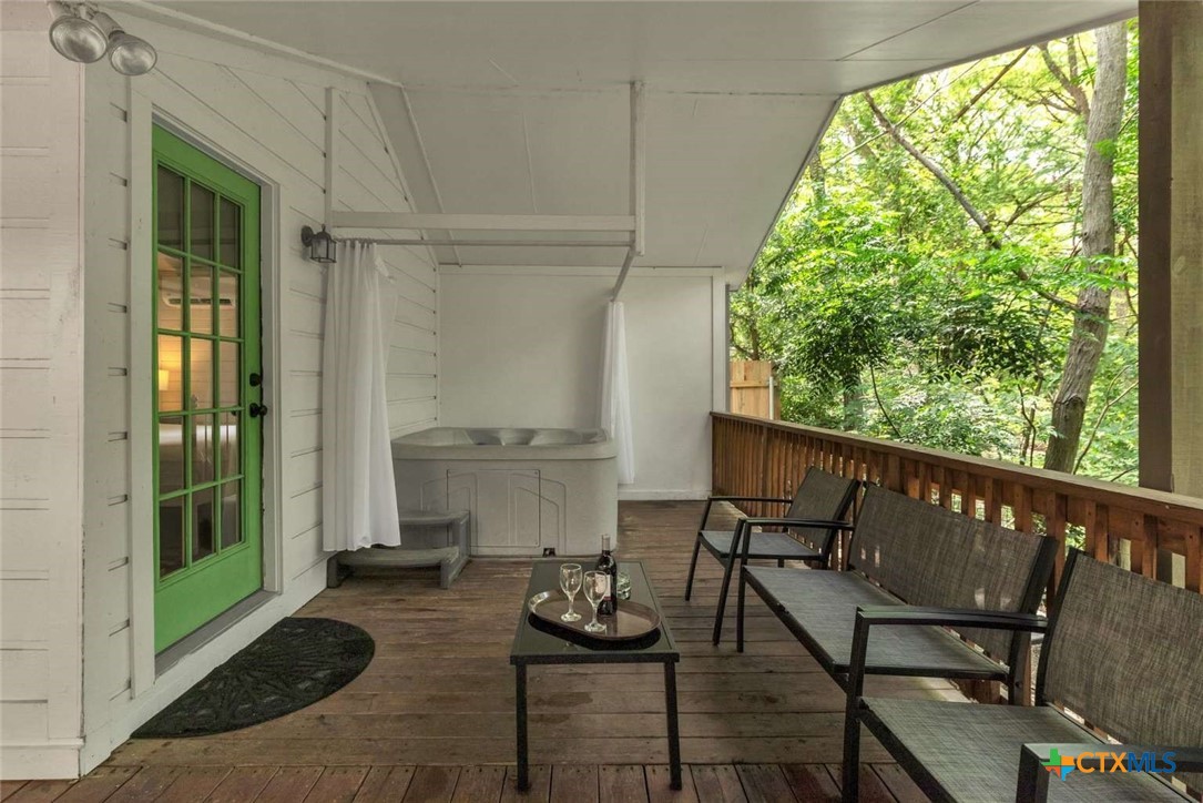 107-109 Scudder Lane Property Photo 28