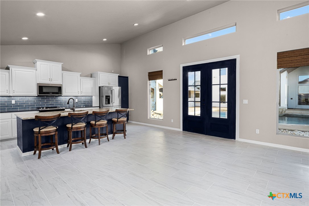 111 Western Oaks Property Photo 36