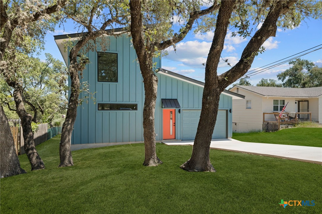 1218 Timberlane Drive Property Photo