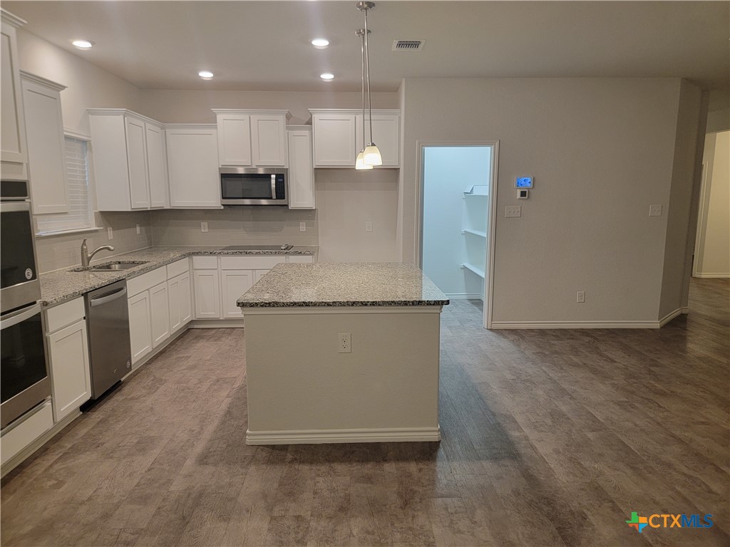 6215 Lavaca Drive Property Photo 8