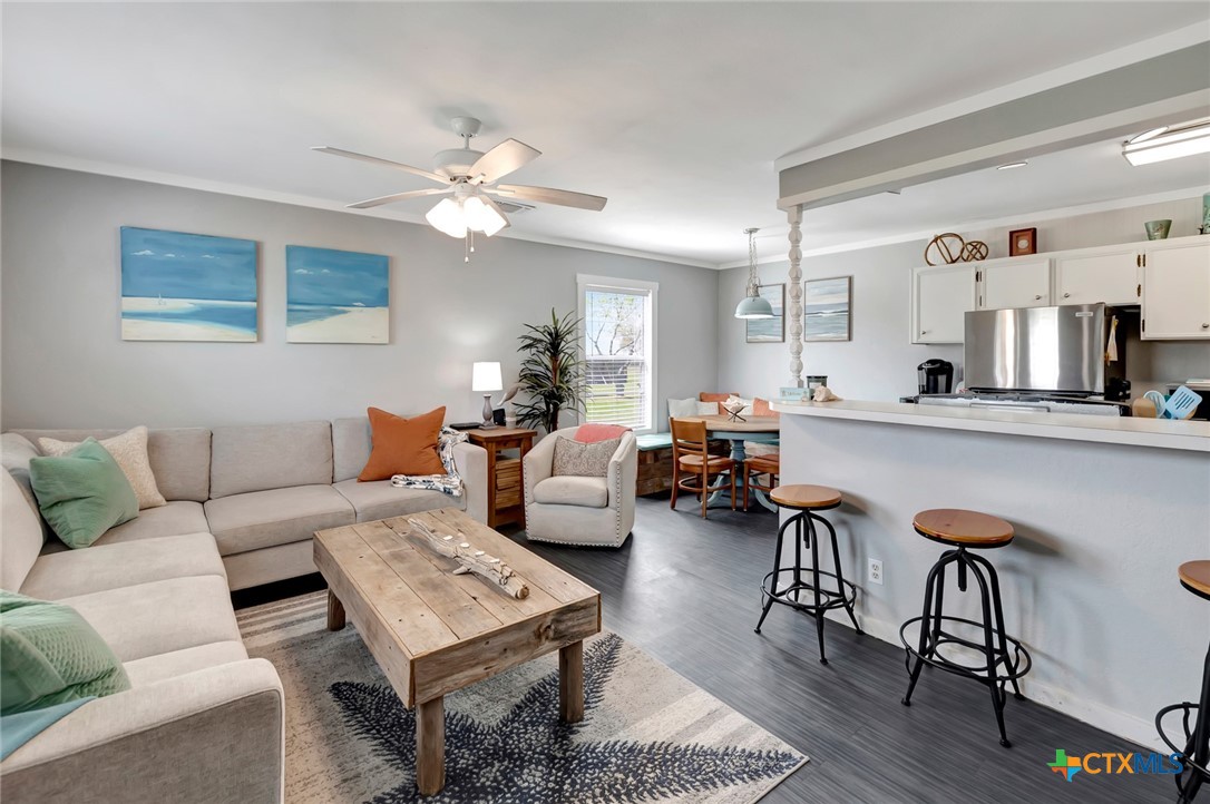 304 Polk Street Property Photo 5