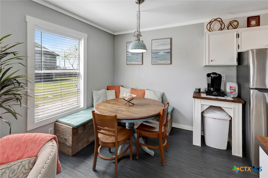 304 Polk Street Property Photo 9