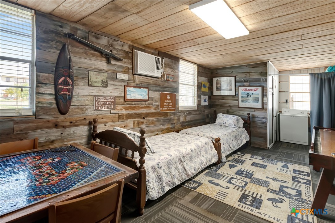 304 Polk Street Property Photo 21