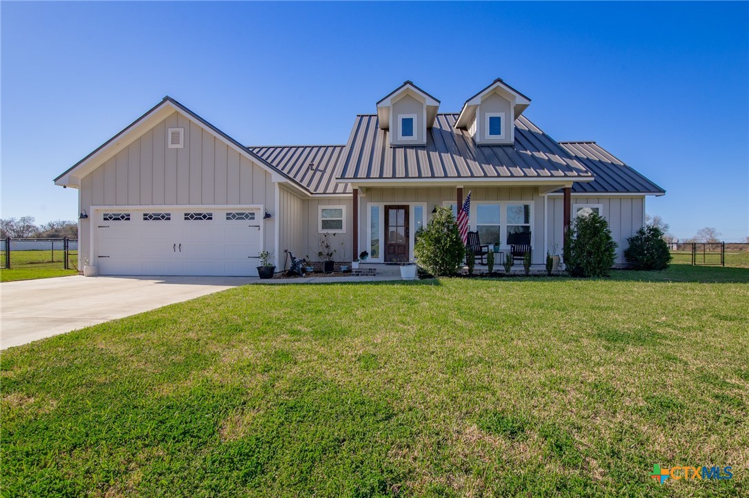 321 Honeycomb Property Photo 1