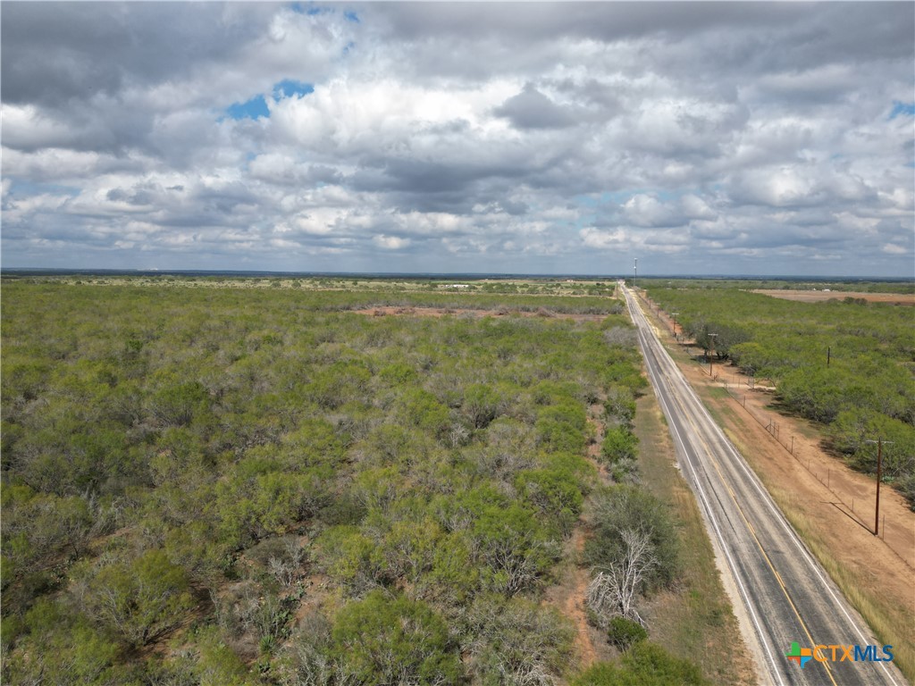9538 Fm 1333 Property Photo 2