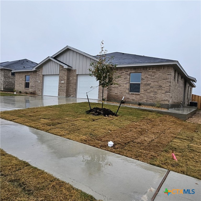 5405 Rose Garden Loop Property Photo 1