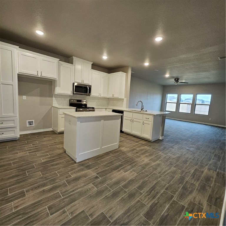 5405 Rose Garden Loop Property Photo 2