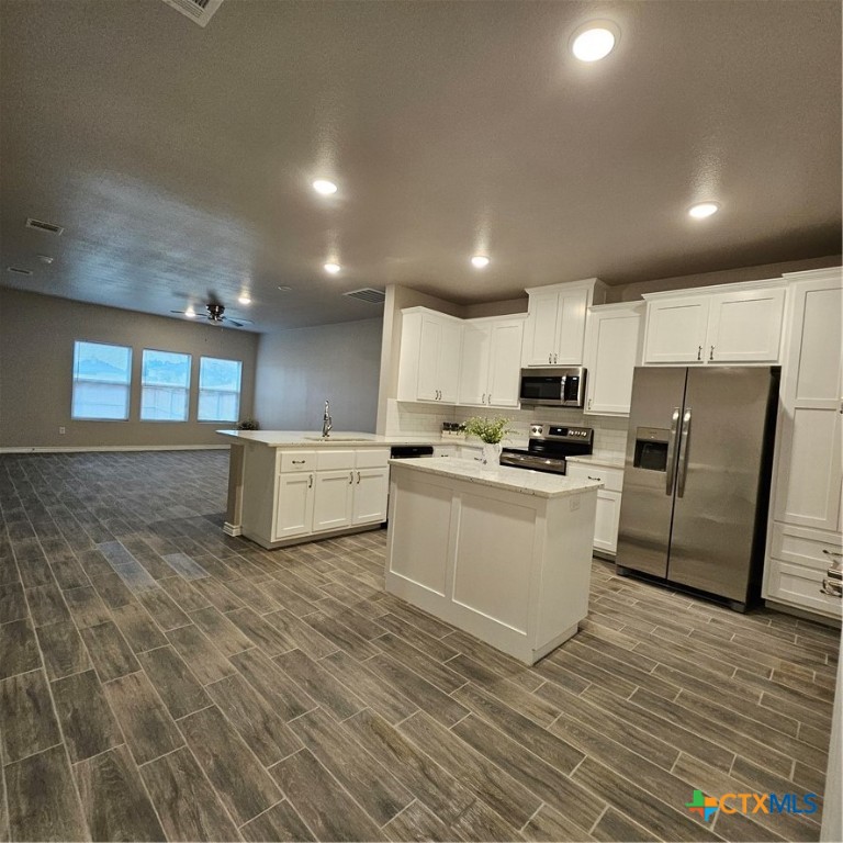 5405 Rose Garden Loop Property Photo 11