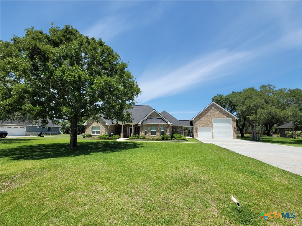 267 Oak View Drive Property Photo 2