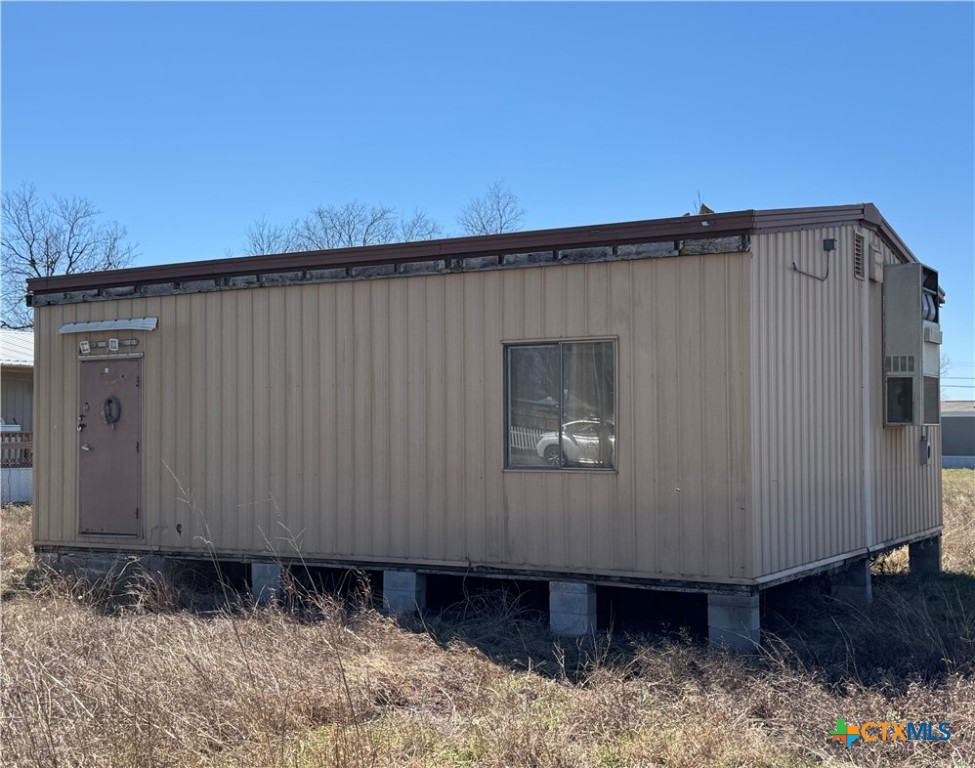 301 Judge Hailey Drive Property Photo 8